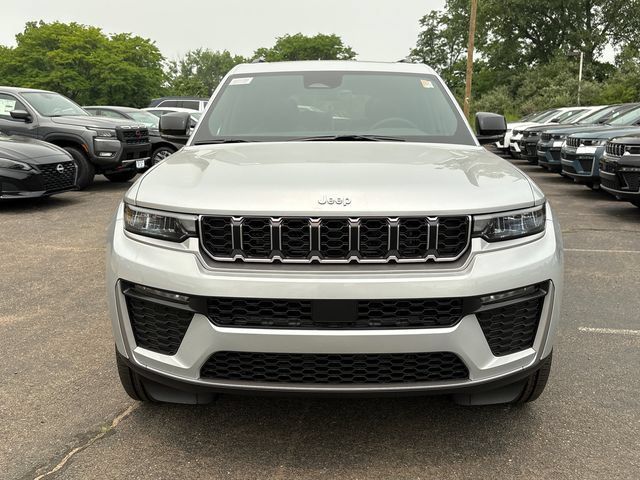 New 2026 Jeep Grand Cherokee L Limited AWD/4WD image 6