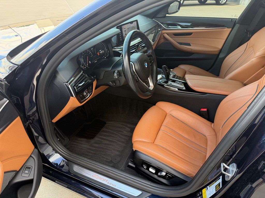 Used 2018 BMW 540i xDrive AWD/4WD image 9