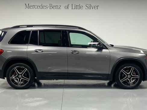 Used 2021 Mercedes-Benz GLB 250 4MATIC image 7