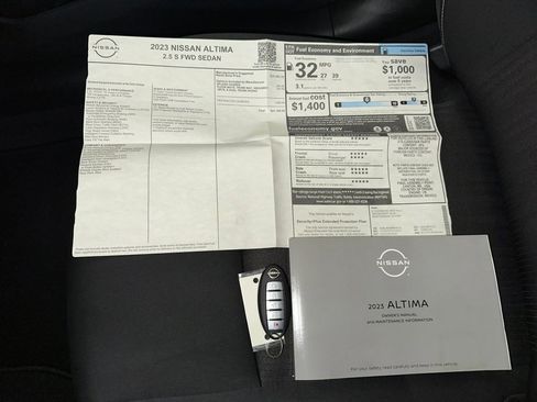 Used 2023 Nissan Altima 2.5 S image 4