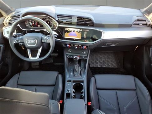 Used 2025 Audi Q3 2.0T Premium w/ Convenience Package image 14
