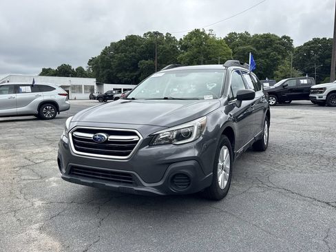Used 2019 Subaru Outback 2.5i AWD/4WD image 3