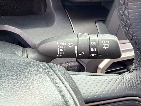 Used 2025 Toyota 4Runner SR5 RWD image 18