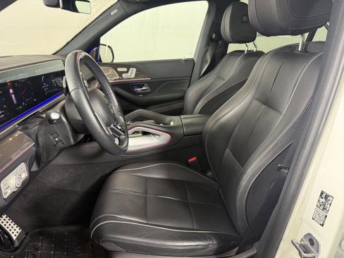 Used 2022 Mercedes-Benz GLS 580 4MATIC image 12