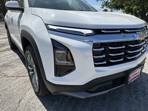 New 2026 Chevrolet Equinox LT image 7