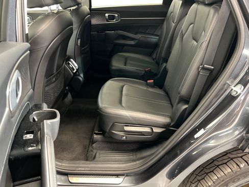 Used 2022 Kia Sorento SX AWD/4WD image 22