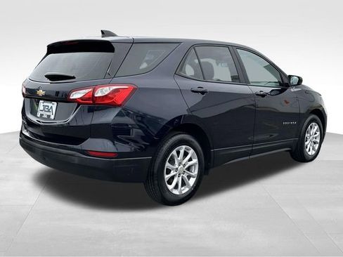 Used 2020 Chevrolet Equinox LS image 27