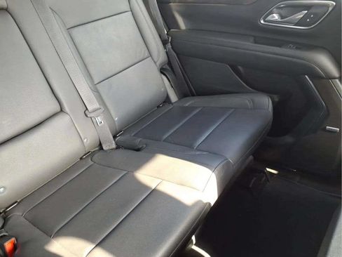 Used 2024 Chevrolet Tahoe LT RWD image 19