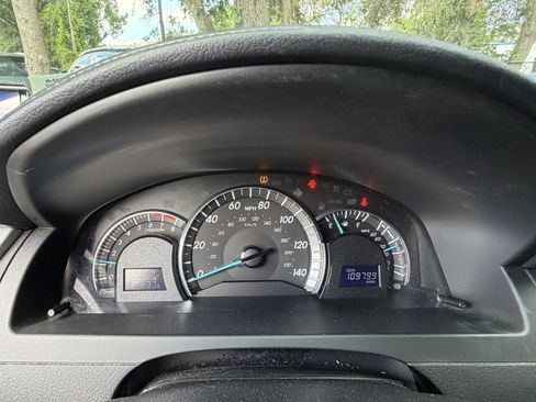 Used 2013 Toyota Camry SE FWD image 21