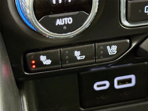 Used 2024 GMC Yukon SLT image 20