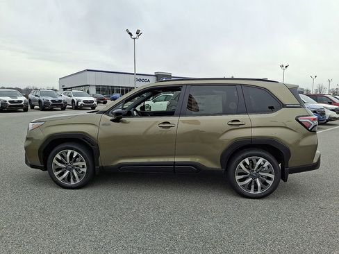 New 2025 Subaru Forester Touring image 4