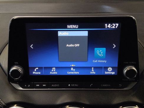 Used 2024 Nissan Sentra SV FWD image 25