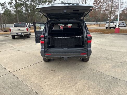 New 2026 Toyota 4Runner SR5 image 31