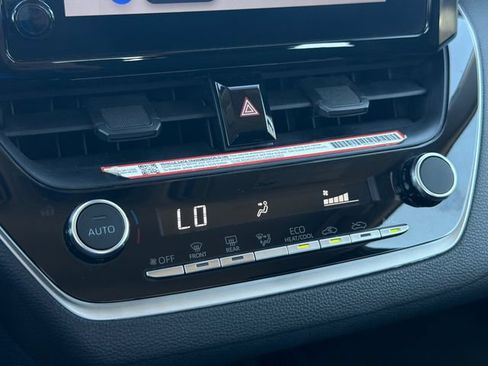 Certified 2025 Toyota Corolla LE FWD image 20