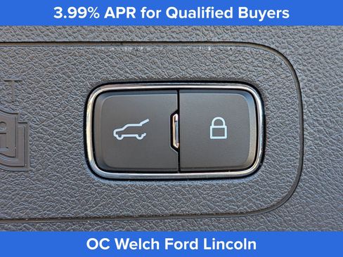 Certified 2025 Lincoln Aviator Reserve RWD image 16