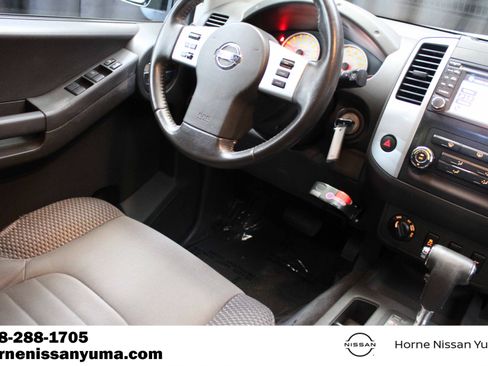 Used 2013 Nissan Xterra PRO-4X AWD/4WD image 10