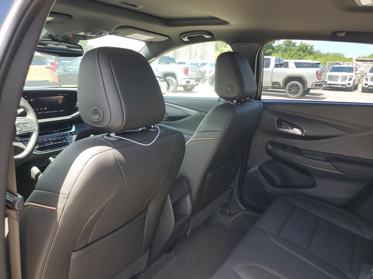 New 2026 Buick Envista Sport Touring FWD image 9