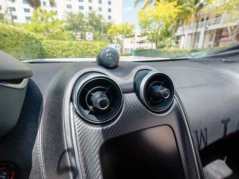 Used 2017 McLaren 570S Coupe RWD image 80