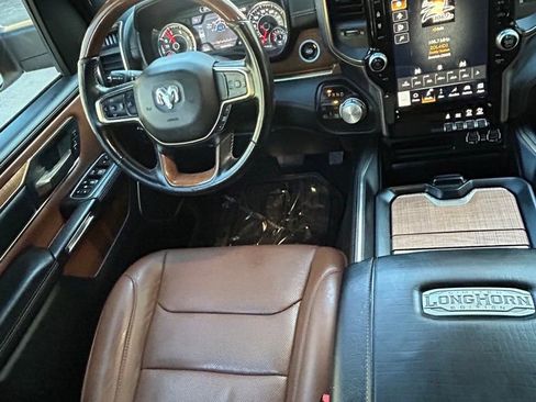 Certified 2022 RAM 1500 Limited image 9