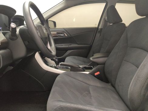 Used 2017 Honda Accord SE image 17