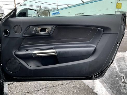 Used 2017 Ford Mustang Shelby GT350 w/ Electronics Package image 22