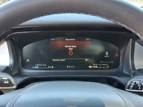 Certified 2023 Lincoln Aviator AWD w/ Premium Package image 21