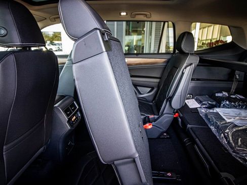 New 2026 Volkswagen Atlas SE image 48