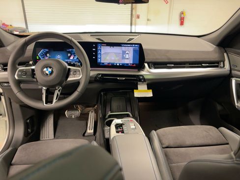 New 2026 BMW X2 xDrive28i w/ Technology Package AWD/4WD image 16
