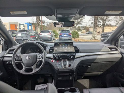 Used 2025 Honda Odyssey Sport-L image 24