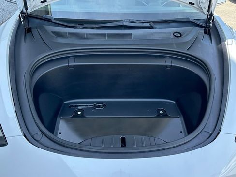 Used 2018 Tesla Model 3 Mid Range image 61