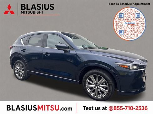 Used 2023 MAZDA CX-5 Signature AWD/4WD image 1
