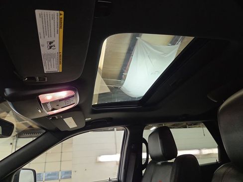 Used 2024 Dodge Durango GT image 20