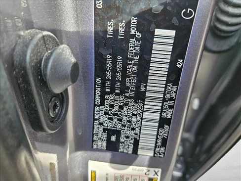 Used 2021 Lexus GX 460 Premium w/ Accessory Package AWD/4WD image 24