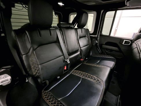 Used 2021 Jeep Wrangler Unlimited Sahara image 26