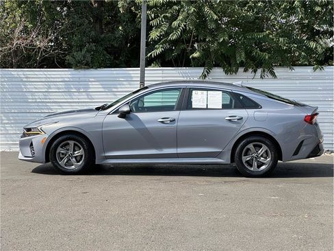 Used 2022 Kia K5 LXS FWD image 13