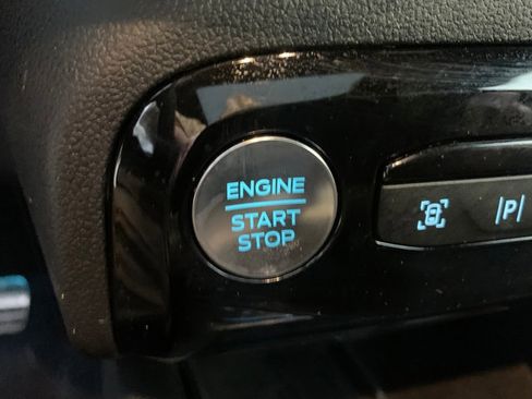 Used 2024 Ford Escape ST-Line Elite w/ Premium Technology Package image 28