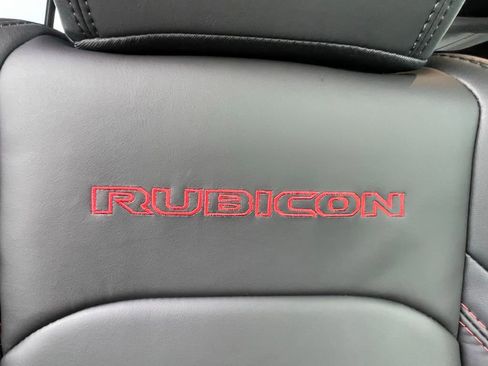 New 2025 Jeep Wrangler Unlimited Rubicon image 18