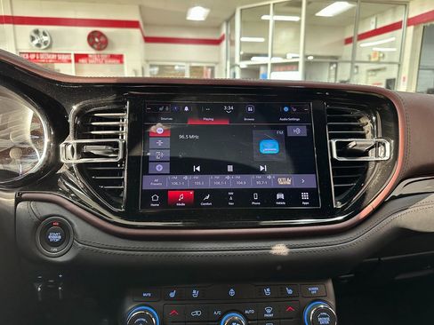 Used 2021 Dodge Durango Citadel image 23