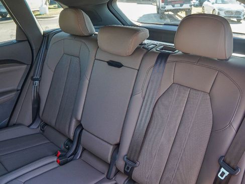 New 2025 Audi Q5 Premium Plus image 24