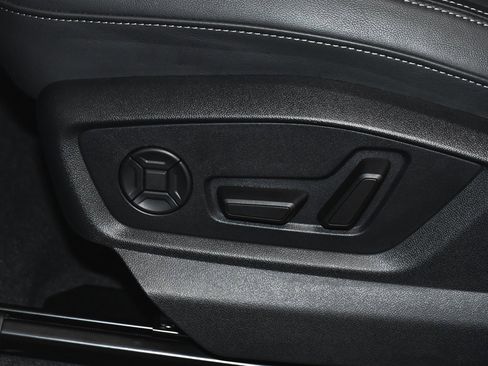 Used 2025 Audi Q7 3.0T Premium w/ Convenience Package image 58