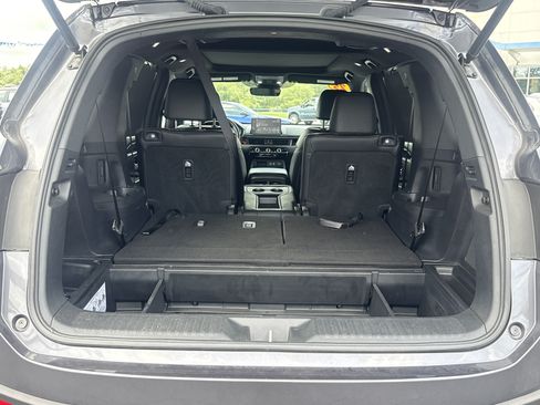 Certified 2025 Honda Pilot Black Edition image 17