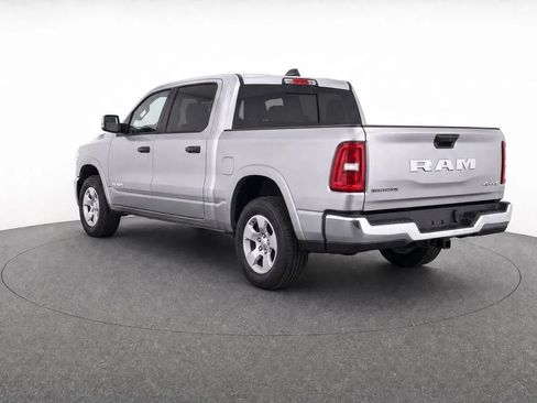 Used 2025 RAM 1500 Big Horn AWD/4WD image 4