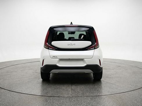 Used 2025 Kia Soul LX w/ LX Technology Package image 7