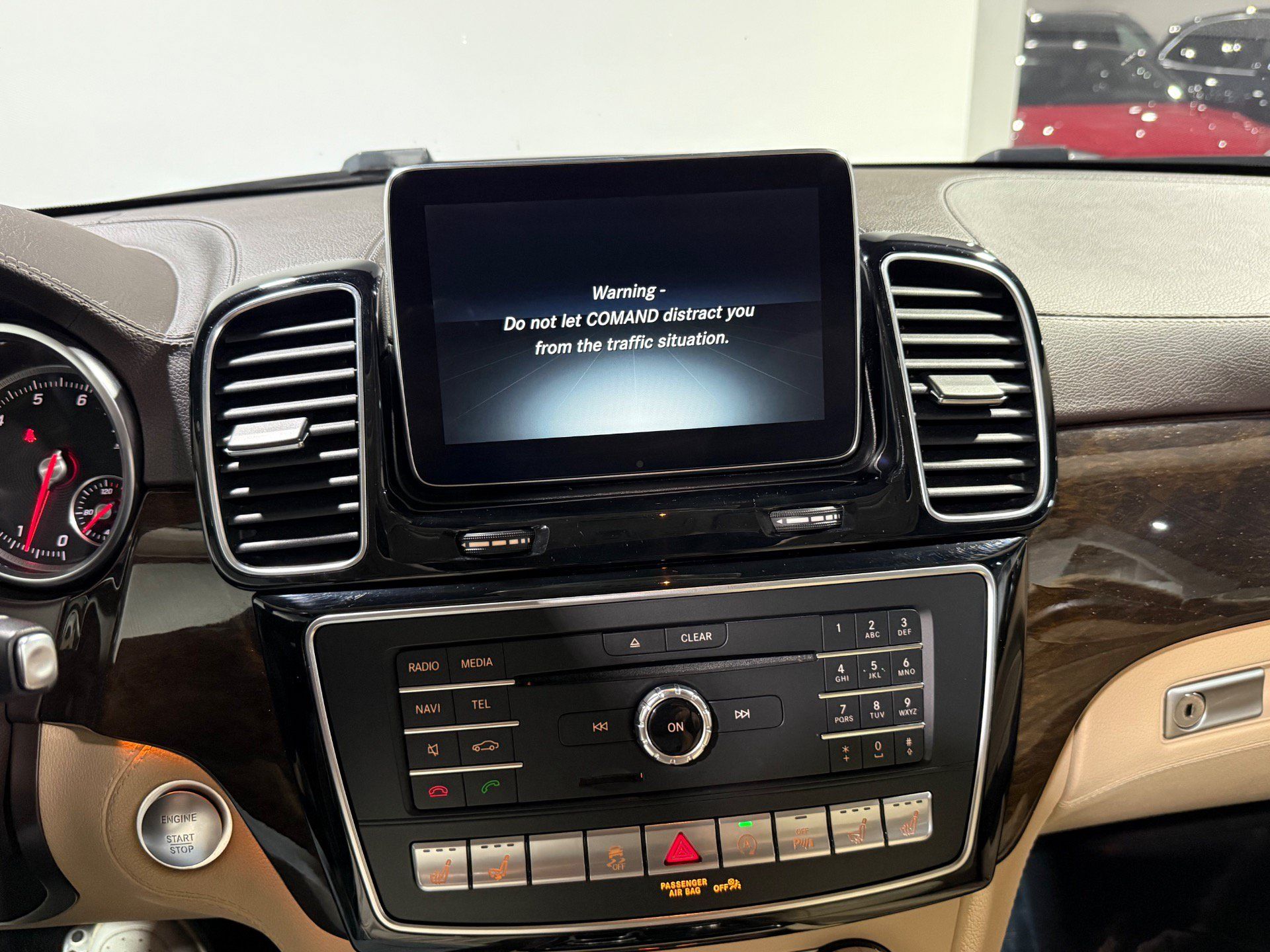 Used 2016 Mercedes-Benz GLE 400 4MATIC image 30