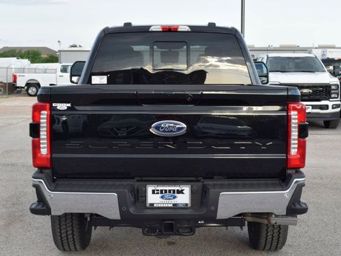 New 2026 Ford F250 Lariat w/ Lariat Premium Package image 5