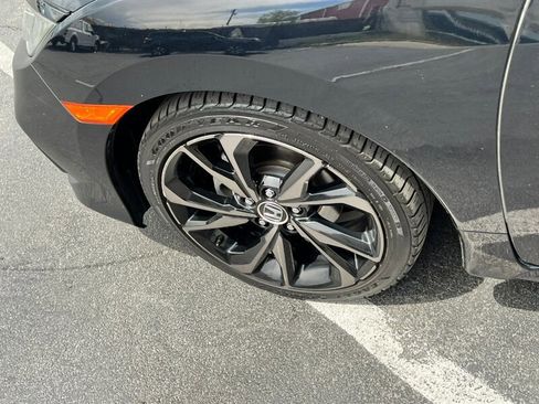 Used 2020 Honda Civic Sport image 11