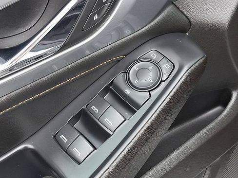 Certified 2021 Chevrolet Traverse LT AWD/4WD image 21