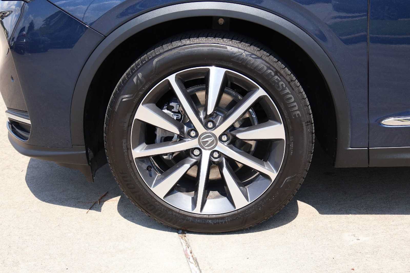 Certified 2026 Acura MDX w/ Technology Package FWD image 8