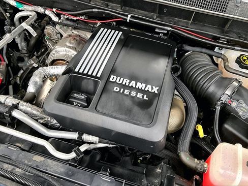 Used 2021 Chevrolet Silverado 1500 LT w/ Bed Protection Package image 35