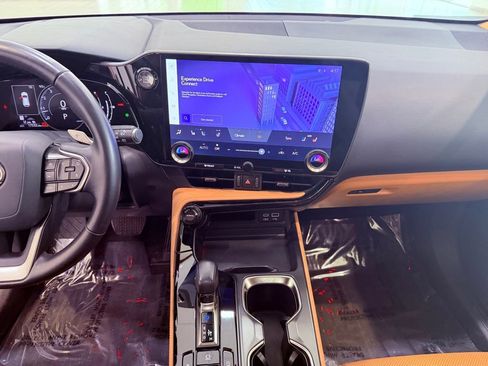 Used 2024 Lexus NX 250 FWD w/ Cold Area Package image 25
